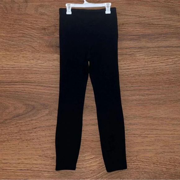 Hue Medium Ultra Leggings with Wide Waistband Black - Picture 5 of 5